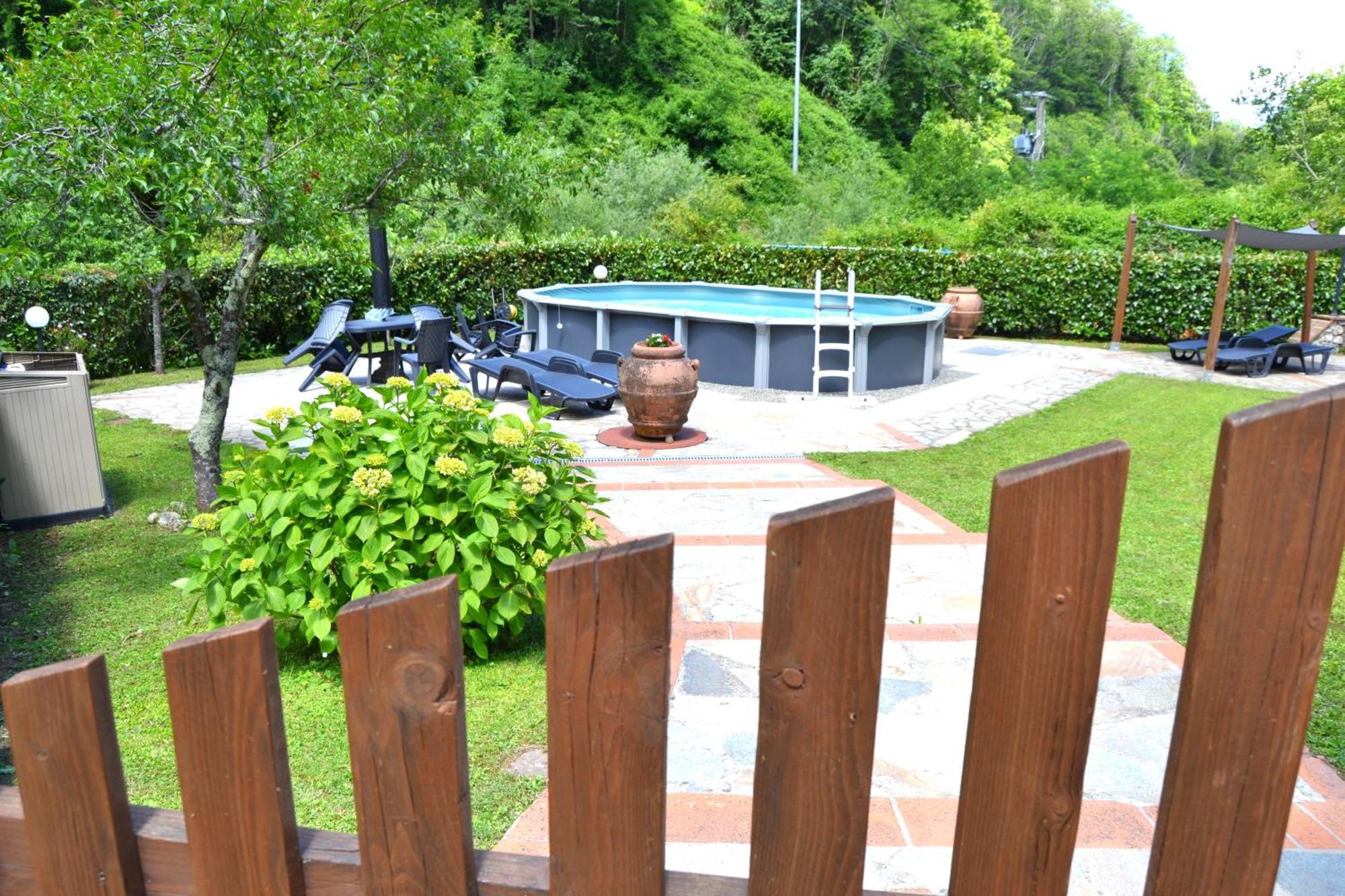 Casa Vacanze Il Boscaccio "Casa Massimo" Fornovolasco Exterior photo